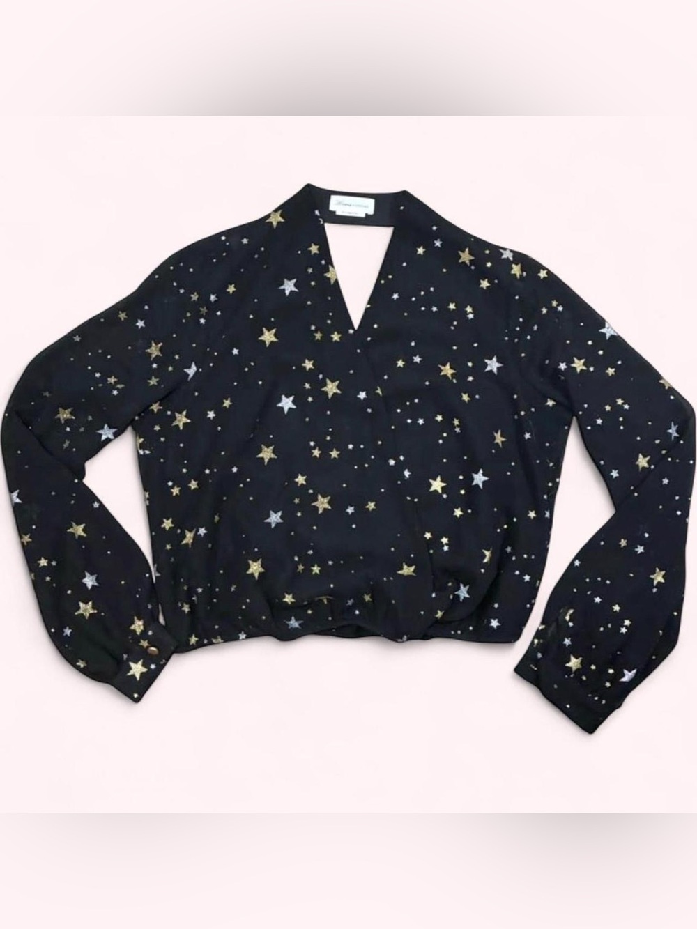 LOVERS + FRIENDS Star Print Ling Sleeve Blouse with Deep V-Neckline ⭐️
